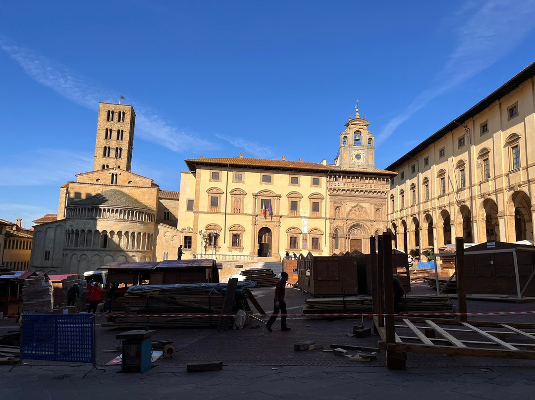 Piazza Grande景点图片