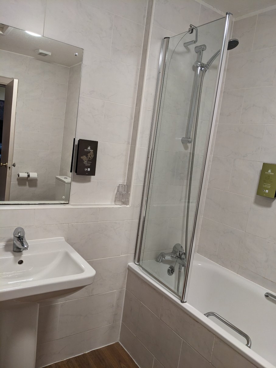 The Pitlochry Hydro Hotel-浴室