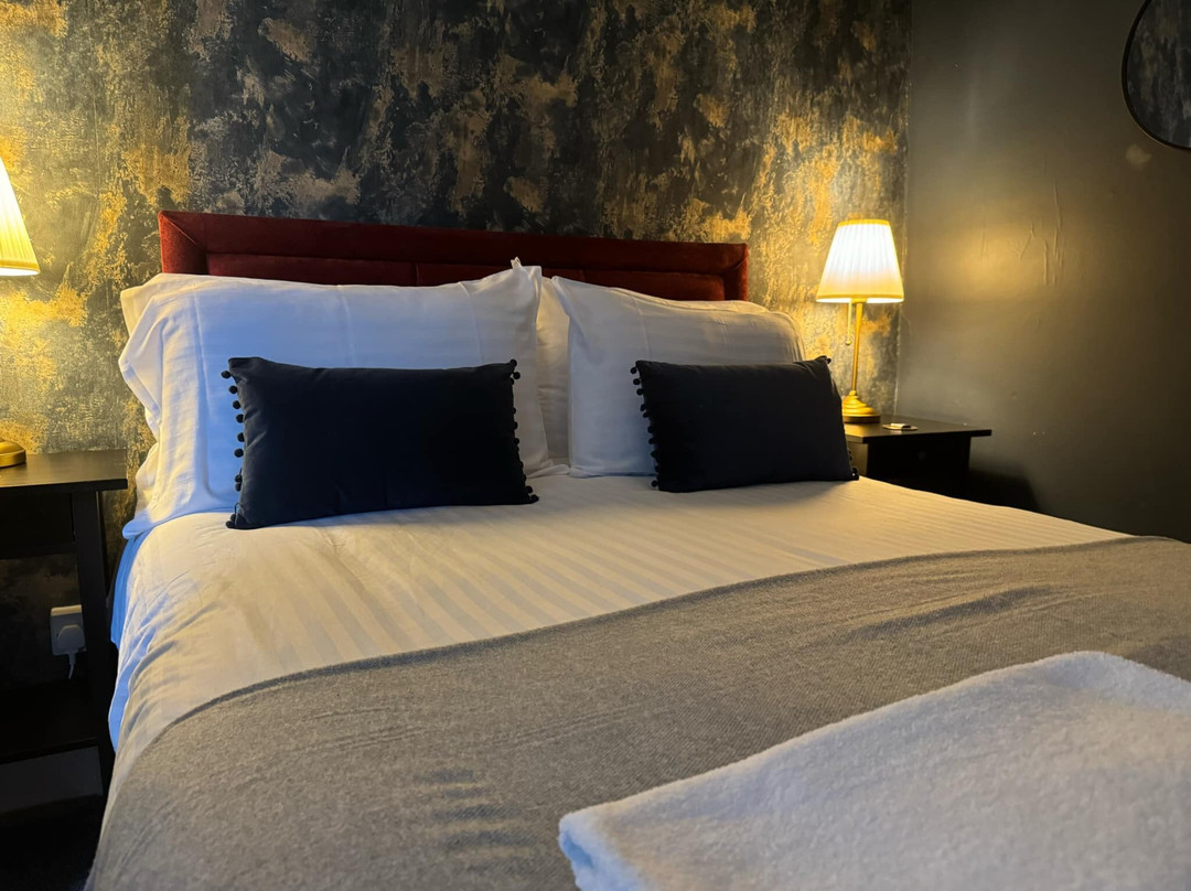 The Fountain Inn And Riverside Restaurant主图