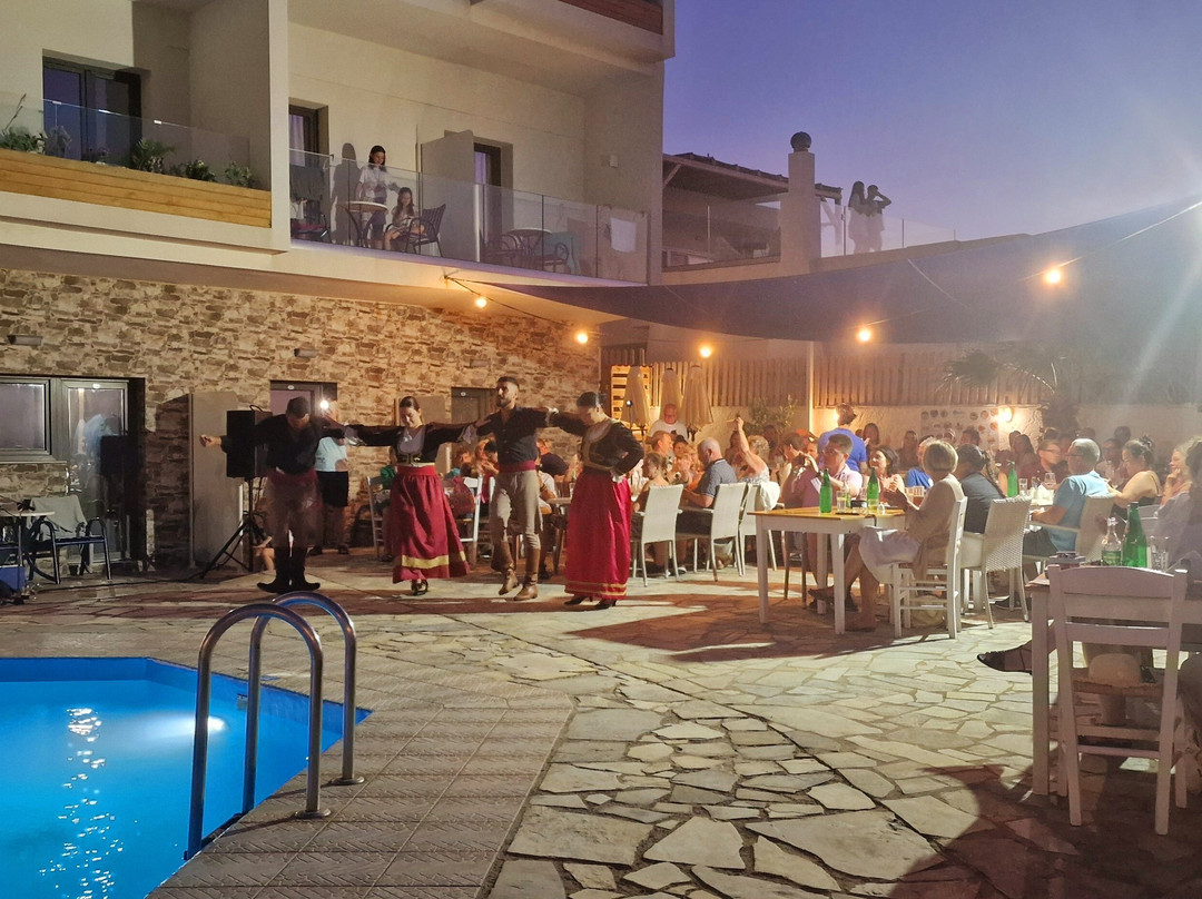 Sunset Beach Hotel主图