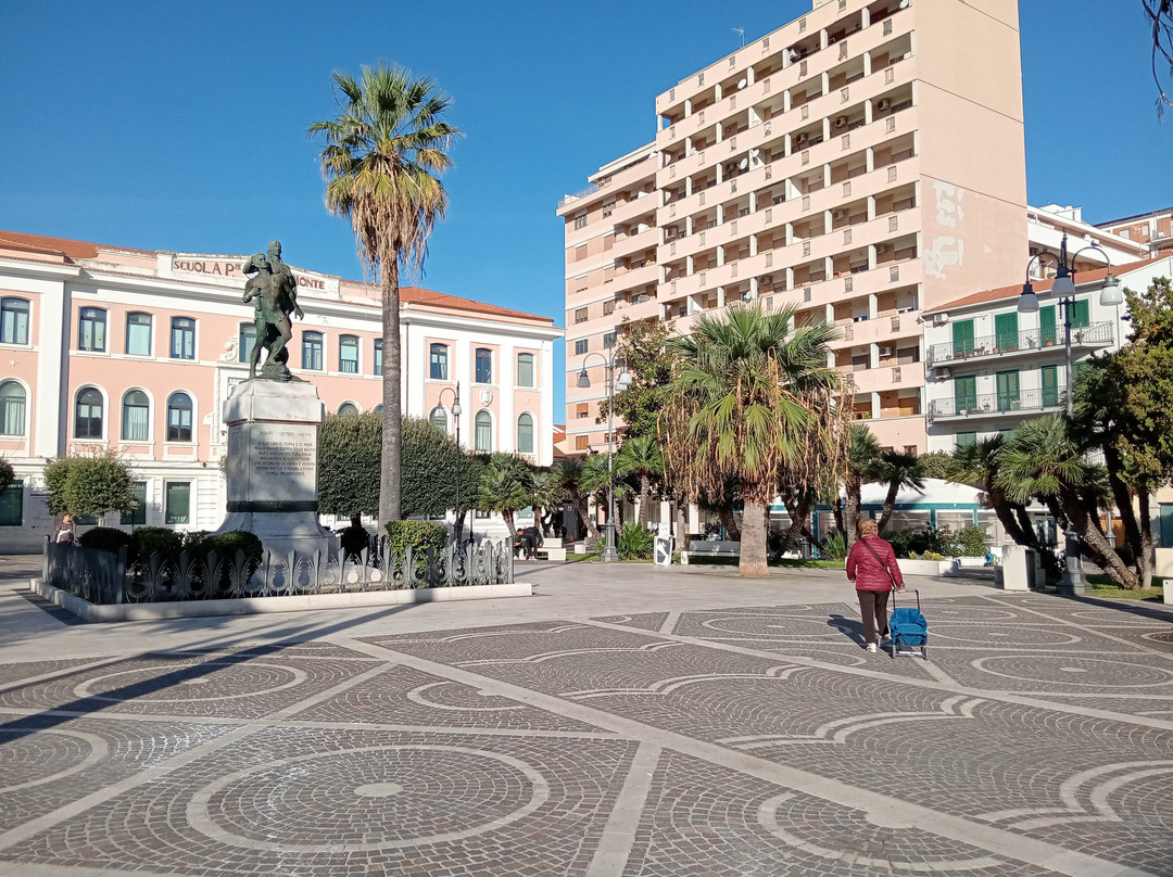 Piazza Vittorio Veneto-Termoli必去景点