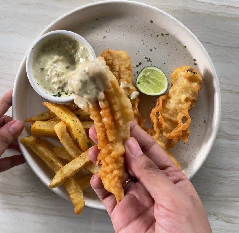 Legends - Bistro Bar & Sports-Tibubeneng必去景点