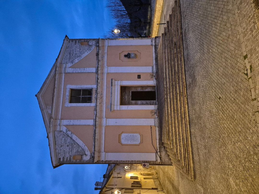 Chiesa di Santa Maria Assunta-Genga必去景点
