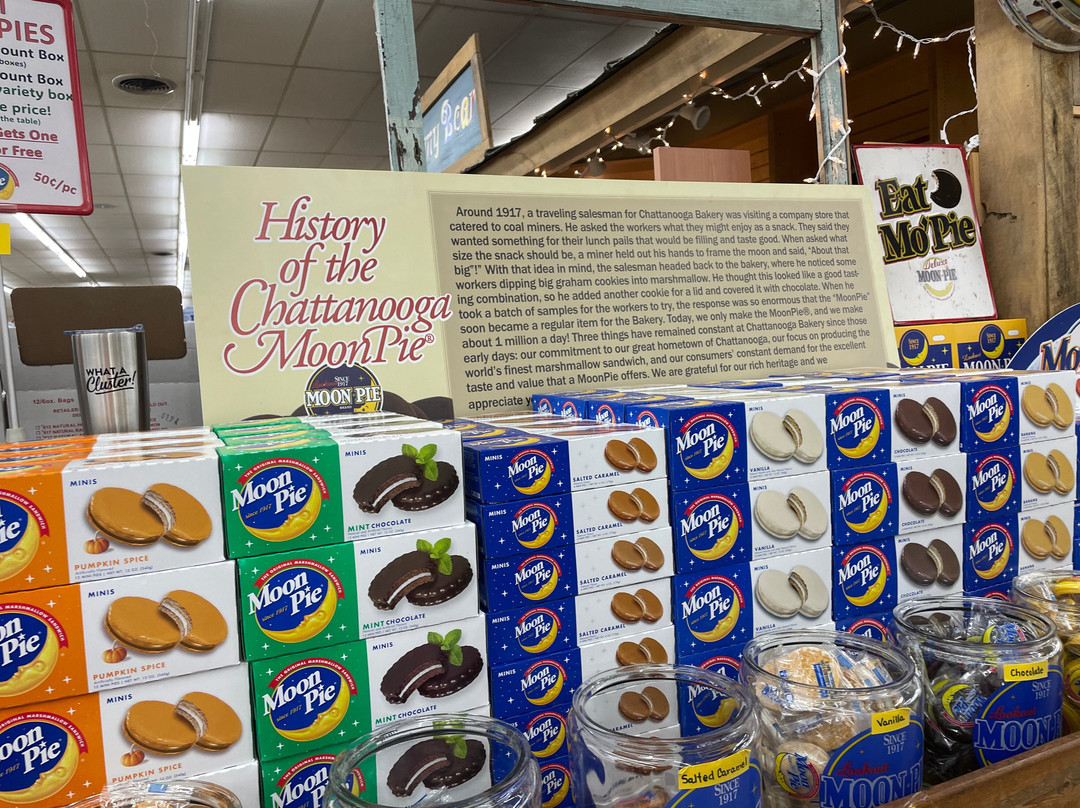 MoonPie General Store and the Original Book Warehouse-皮金福奇必去景点
