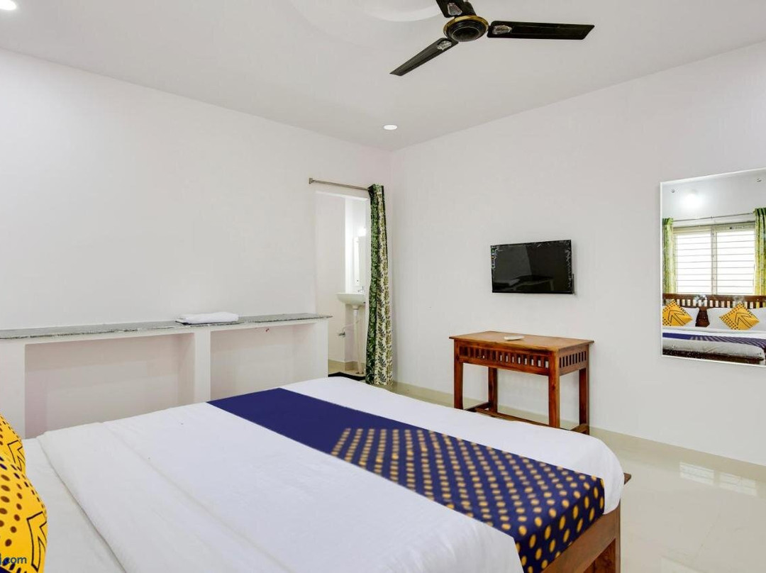Hotel O Hills Land