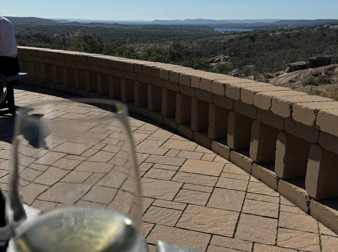 Torr Na Lochs Vineyard & Winery-Burnet必去景点