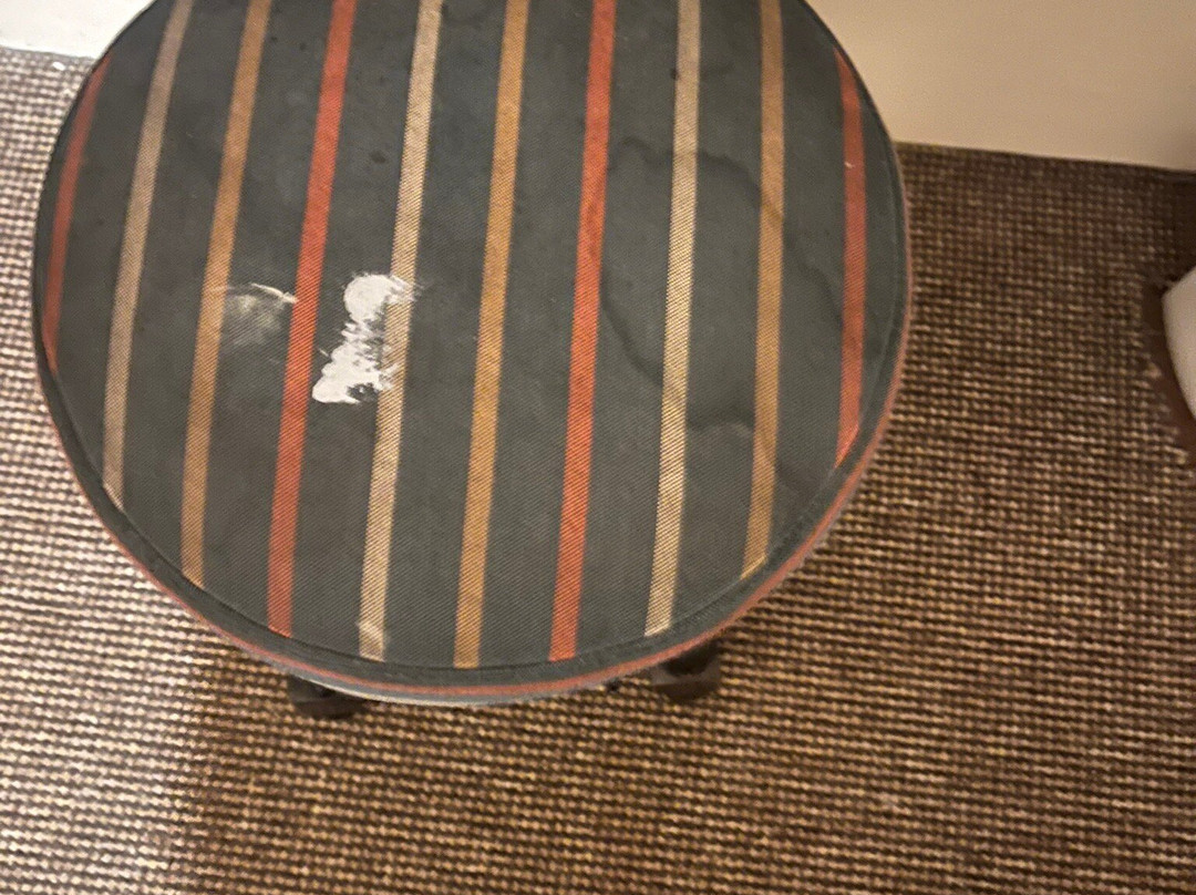 The Coach And Horses主图