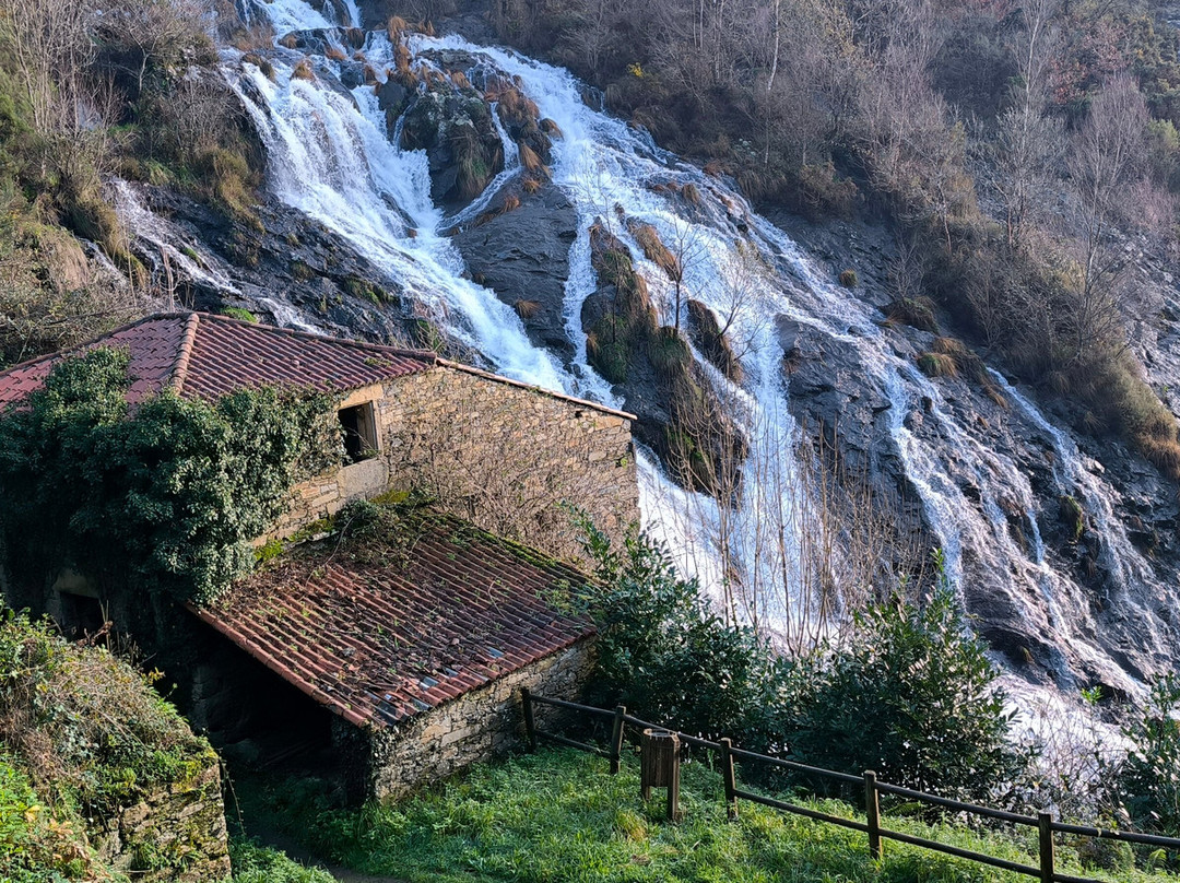 Fervenza de Brañas-Toques必去景点