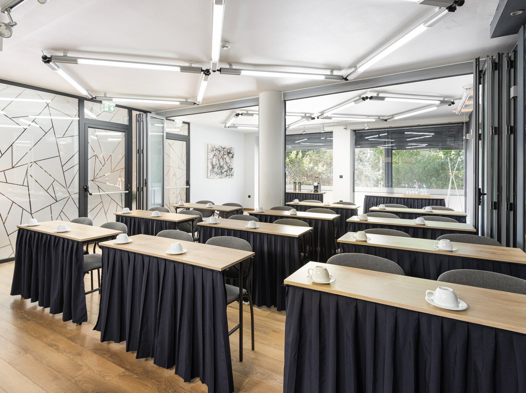 Park Hotel Thessaloniki主图