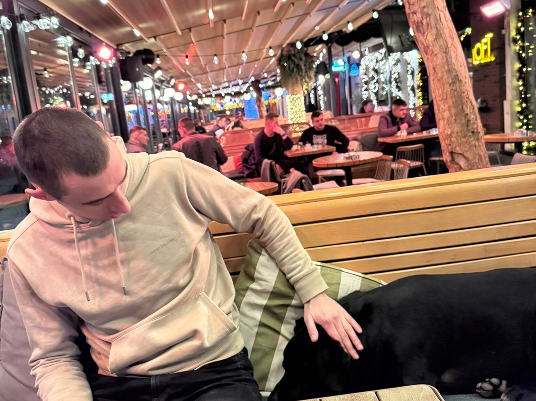 Street Bar-波德戈里察必去景点