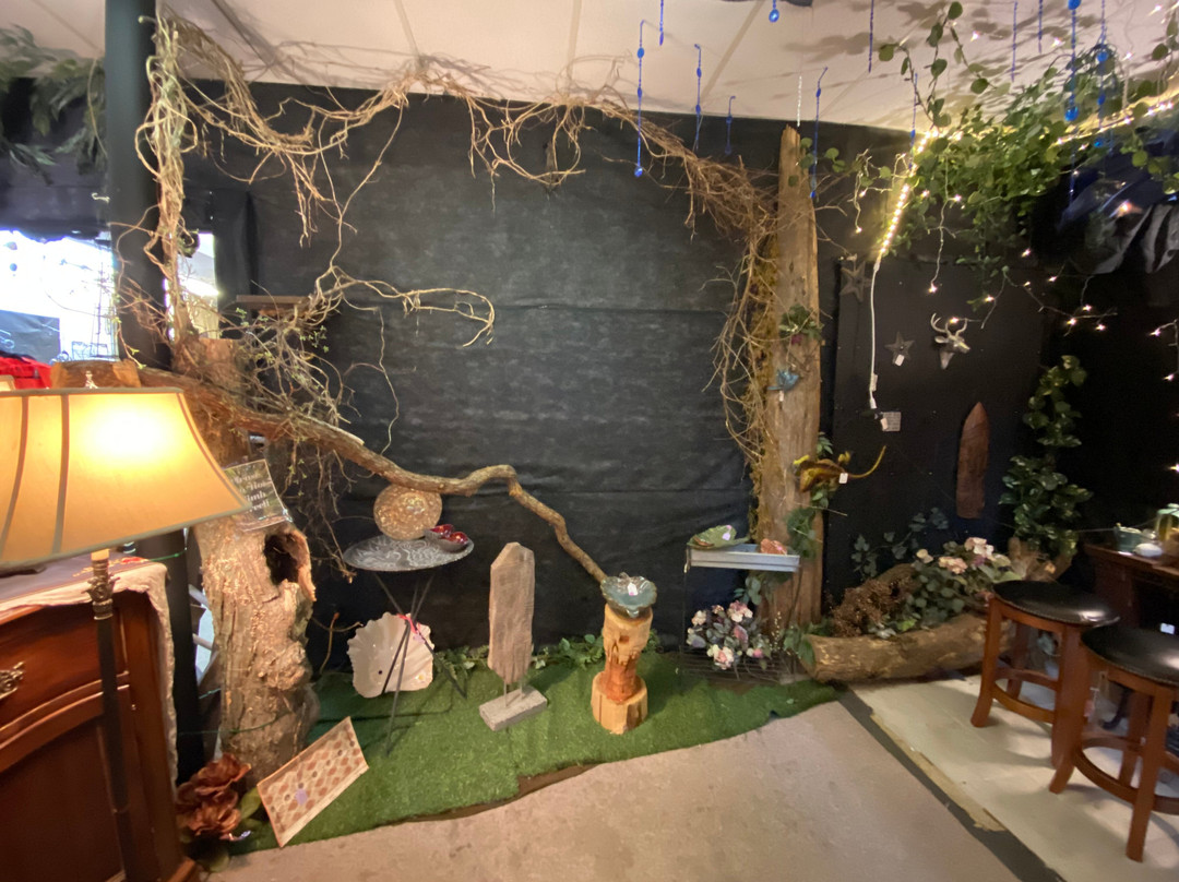 Mels Candles-罗拉必去景点