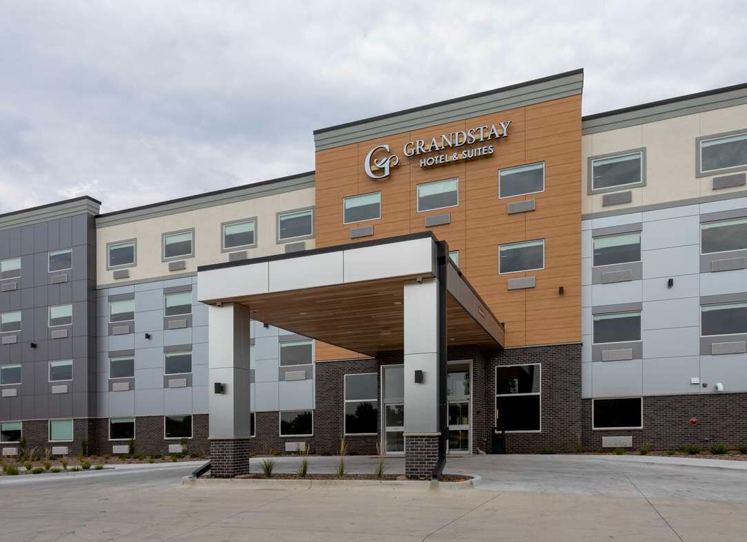 GrandStay Hotel & Suites Johnston-Des Moines, IA
