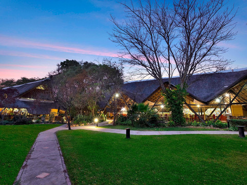 Protea Hotel Lusaka Safari Lodge主图