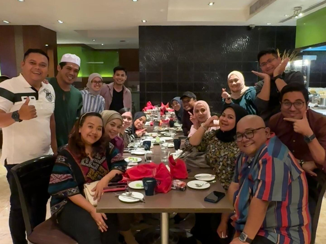 莎亚南凯煌大酒店主图