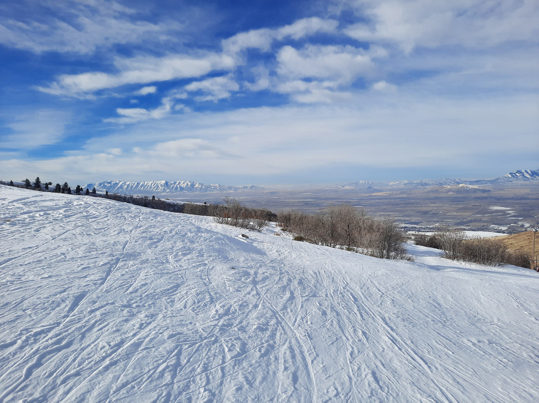 Cherry Peak Ski Resort-Richmond必去景点