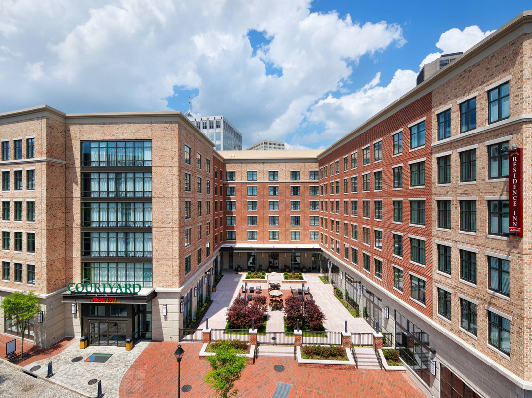 Courtyard by Marriott Richmond Downtown主图