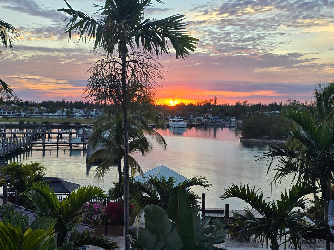 Pelican Bay Hotel主图