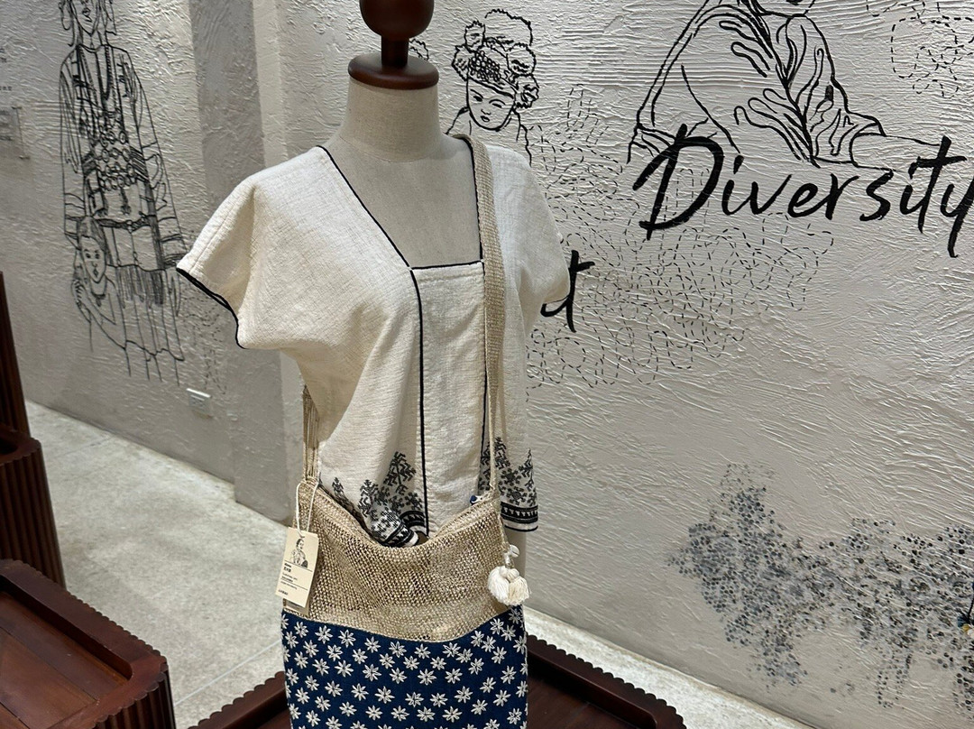 Her Works Vientiane Flagship Store-万象必去景点