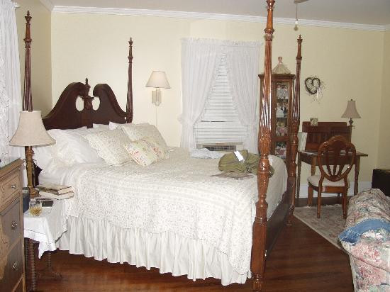 The Dry Ridge Inn主图