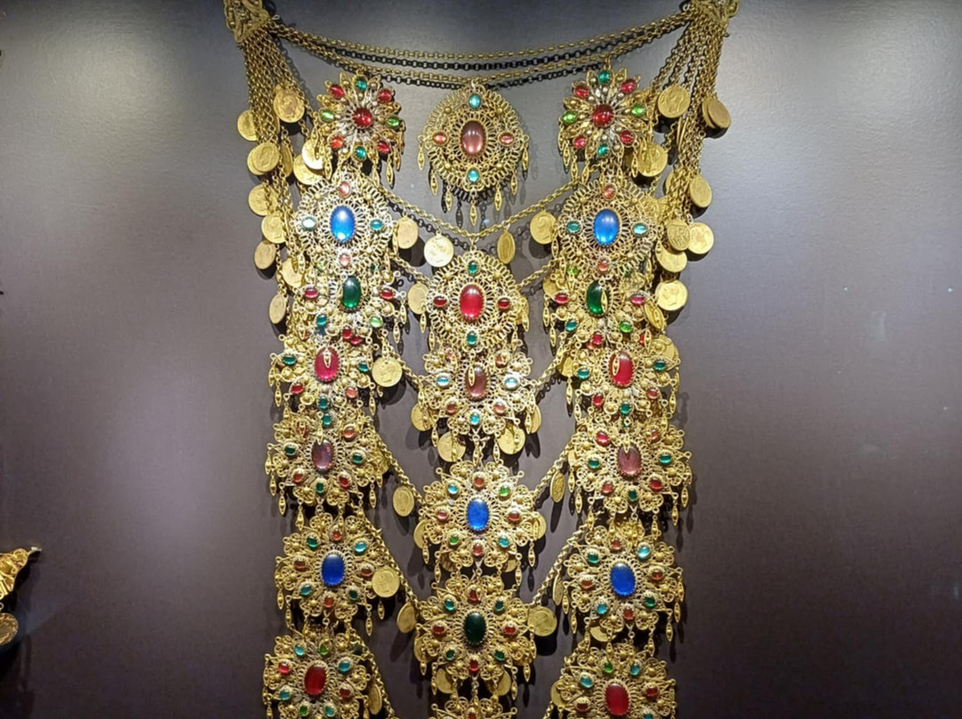 Victoria G. Karelias Collection of Greek Traditional Costumes景点图片