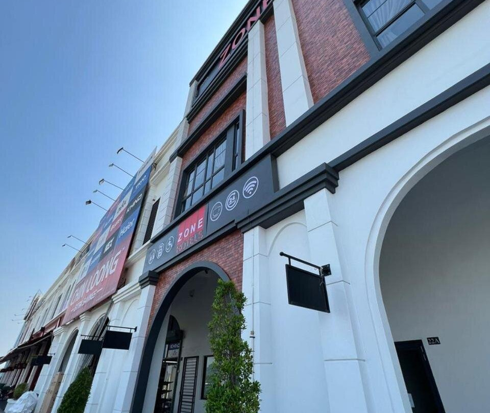 Zone Hotels Eco Grandeur