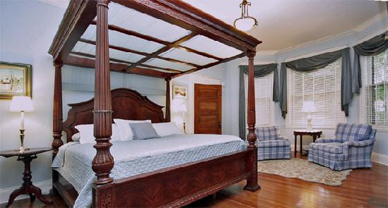 Asheville Seasons Bed and Breakfast主图