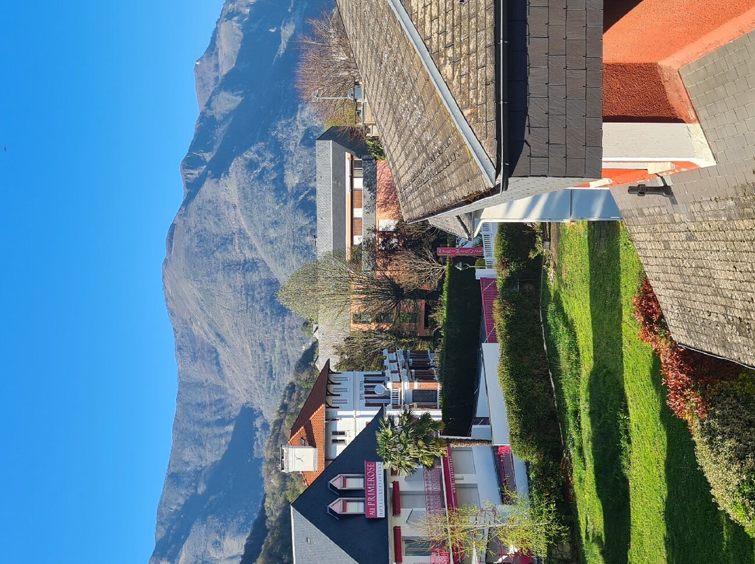 Logis Hôtel Le Miramont主图