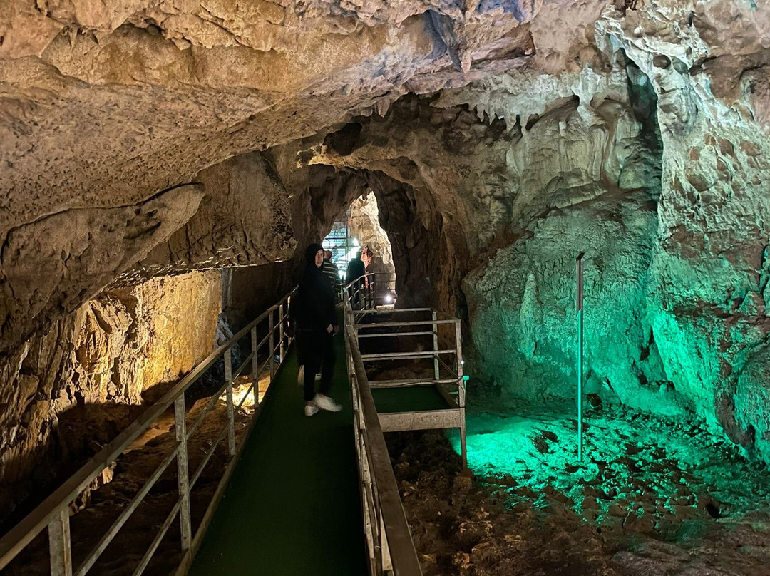 Grotte Dell'Arco-Bellegra必去景点