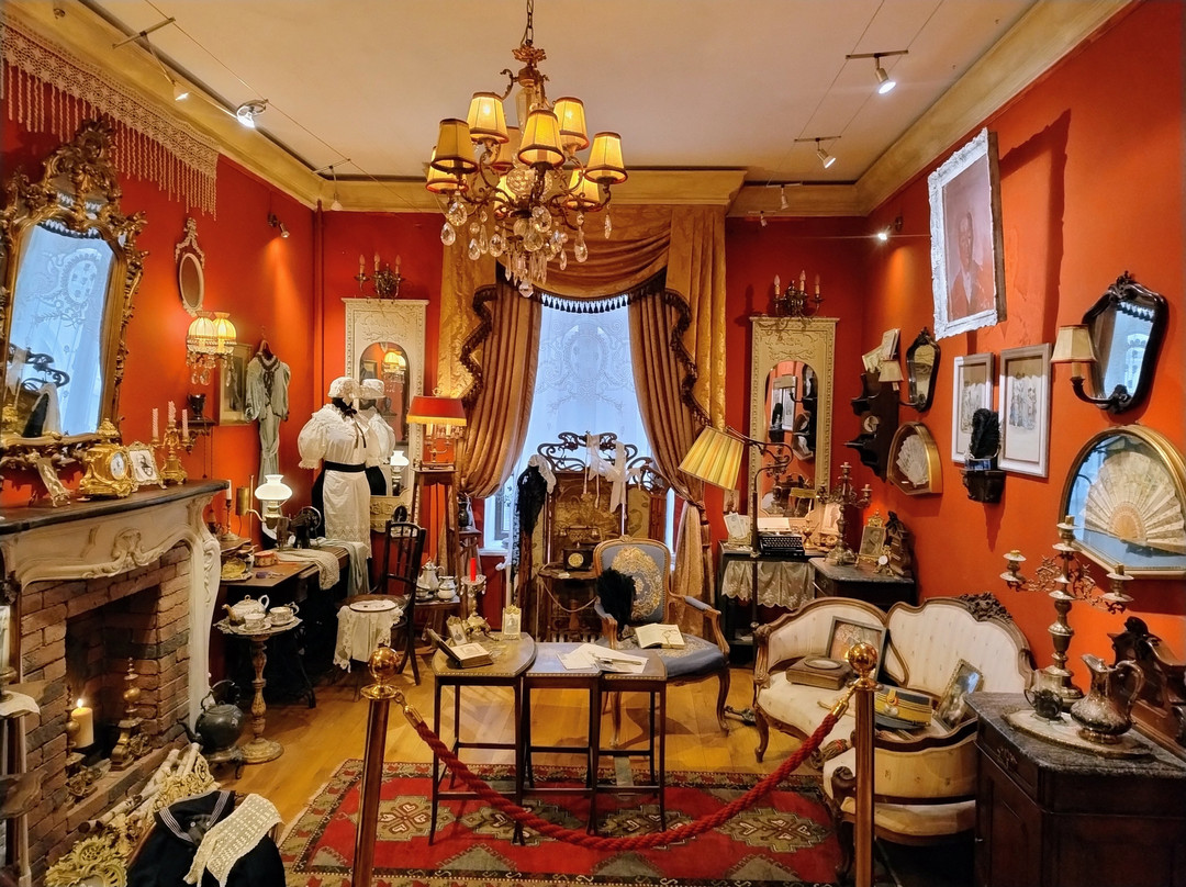 Muzeul Micul Paris (The Little Paris Museum)-布加勒斯特必去景点