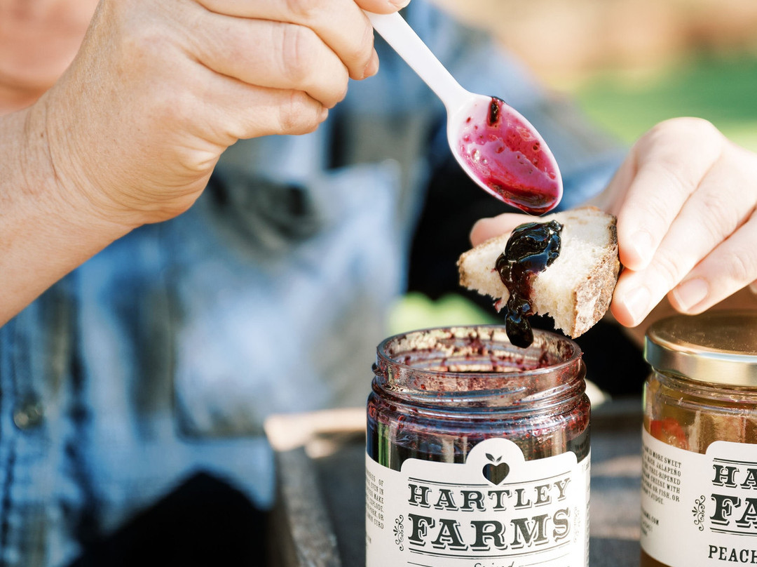 Jam Tasting At Hartley Farms景点图片