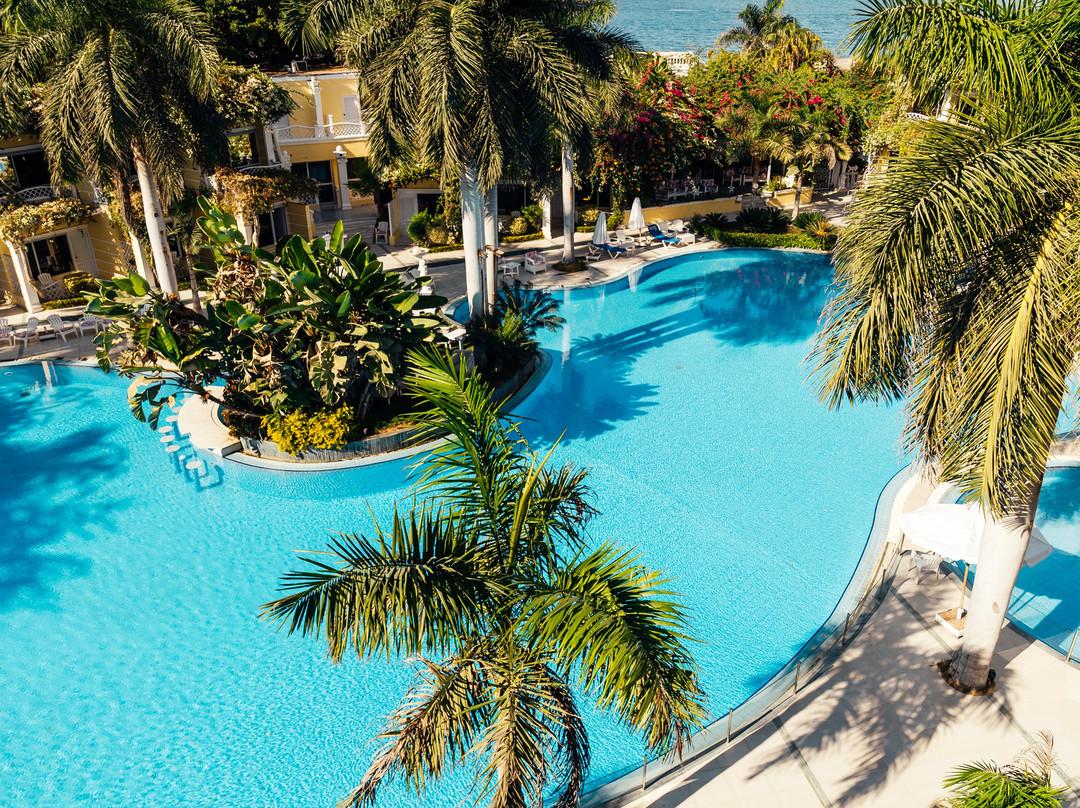 Paradise Inn Beach Resort El Maamoura