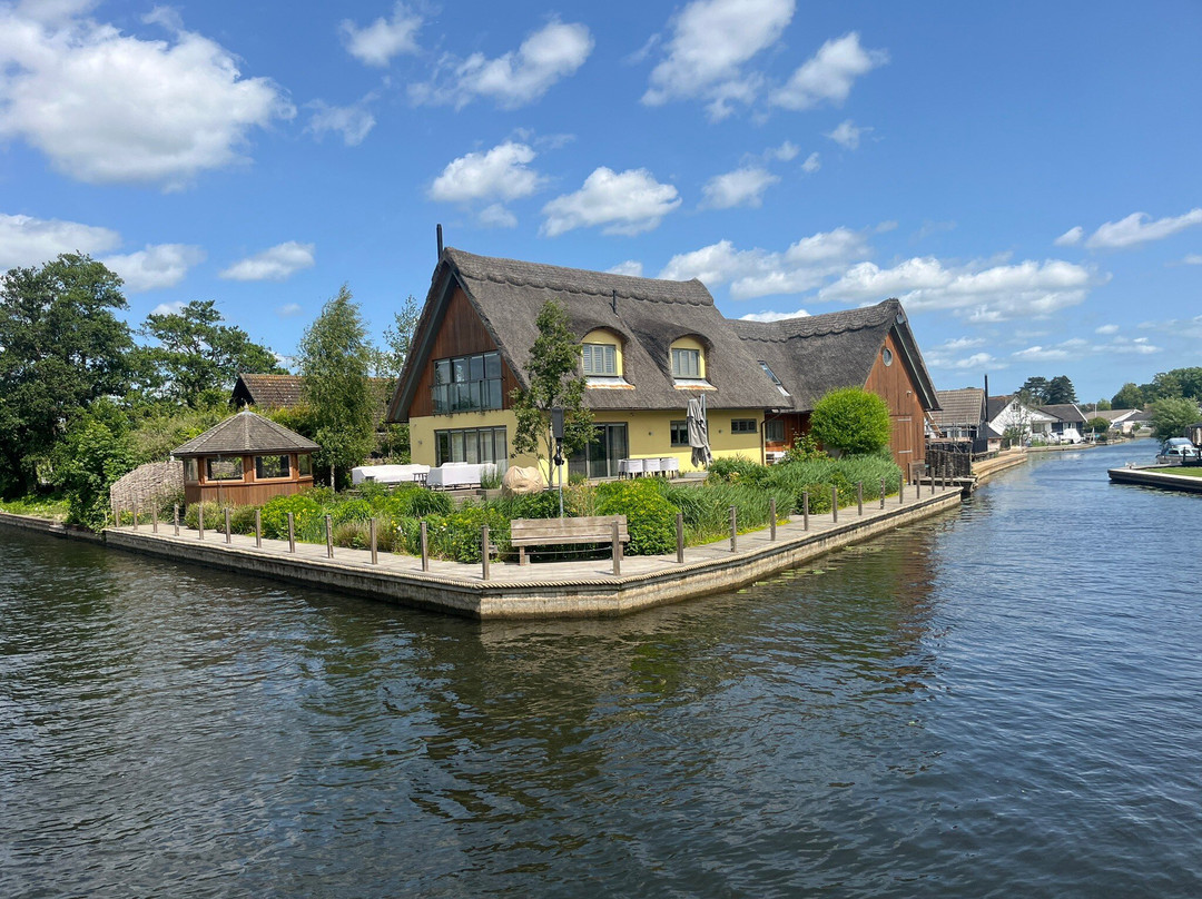 Broads Tours River Trips景点图片
