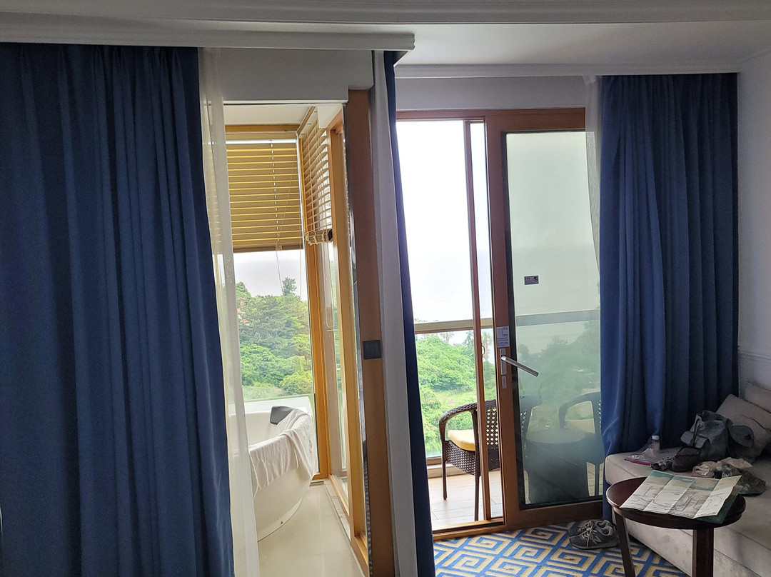 Jeju Goldone Hotel & Suites主图