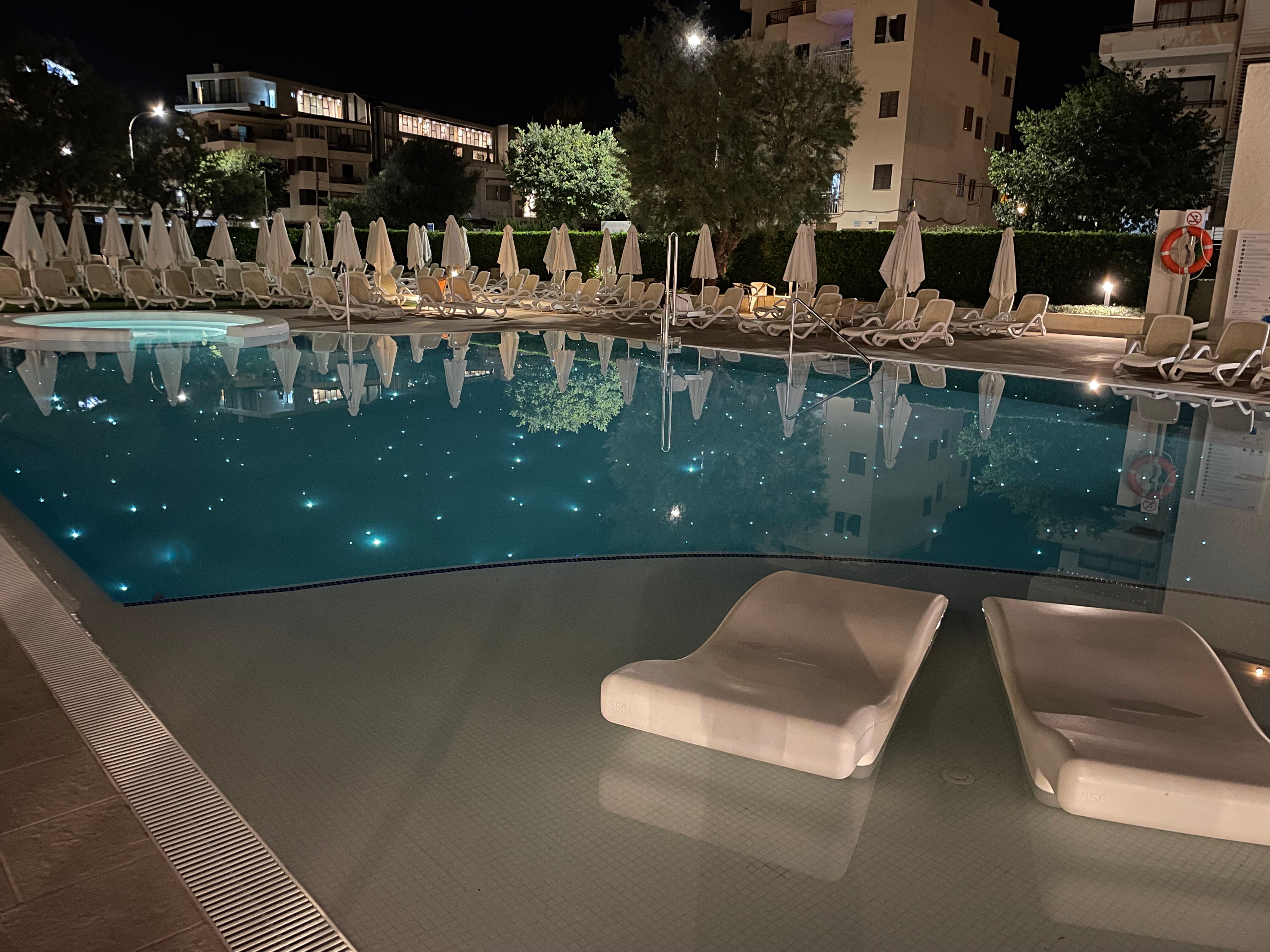 Protur Alicia Hotel-泳池