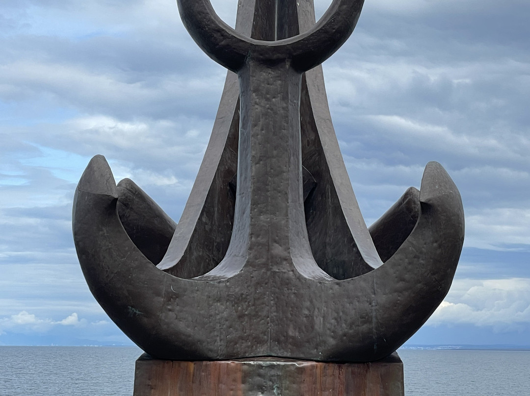 Anchor Monument-凯夫拉维克必去景点