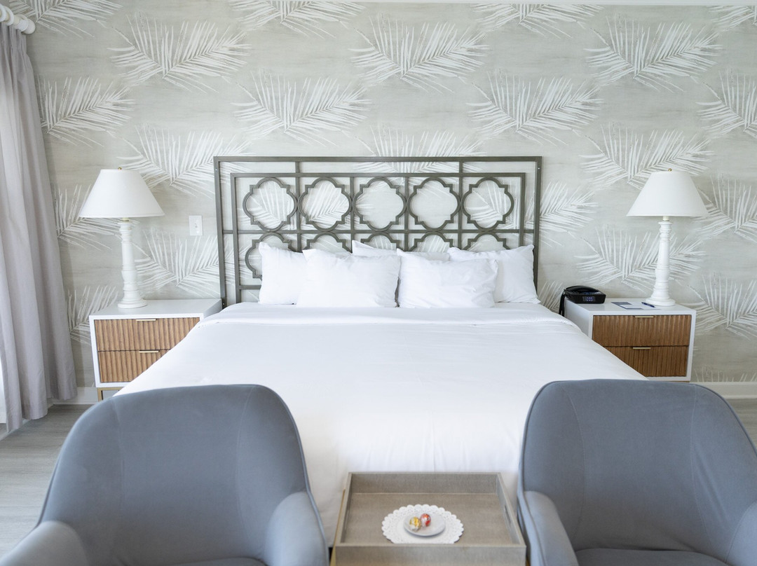 The Geneva Inn主图