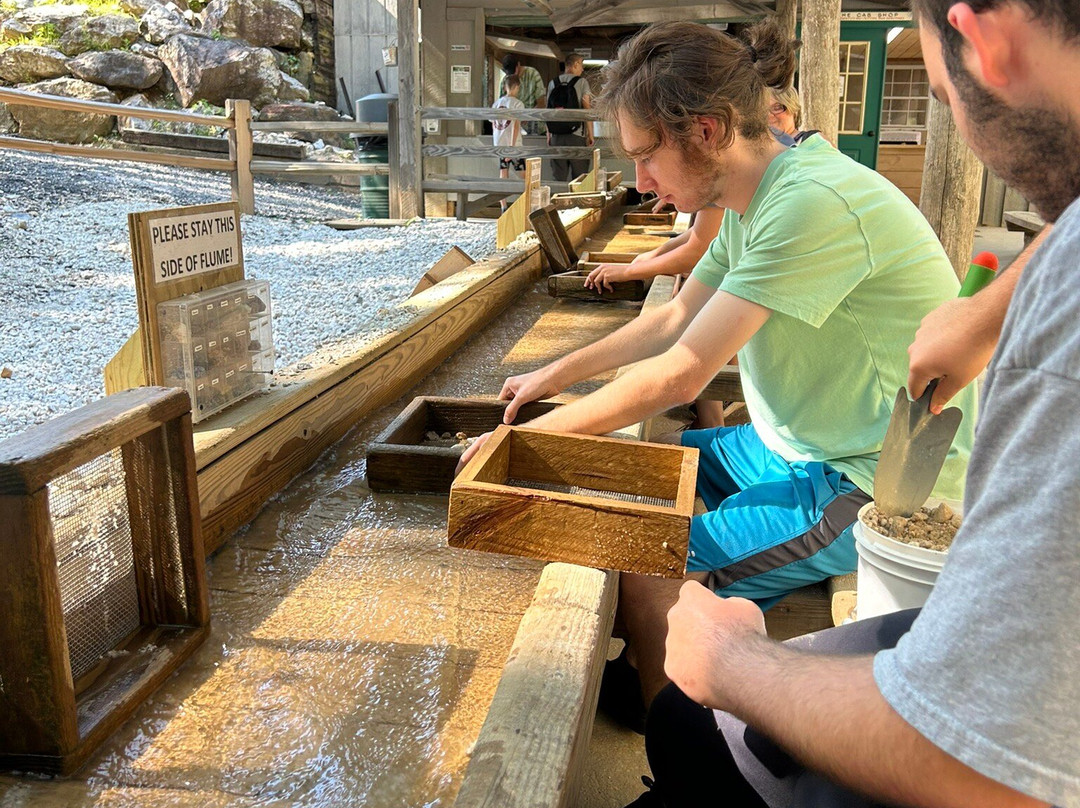 Emerald Village-Little Switzerland必去景点