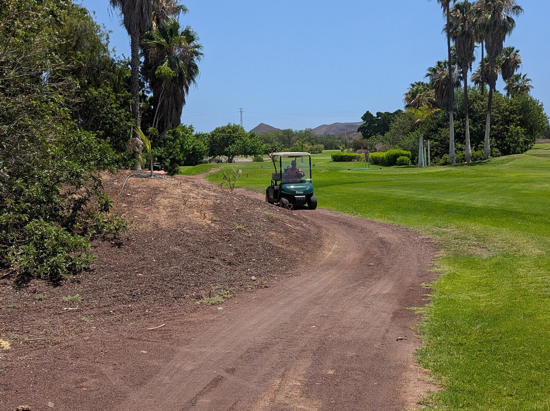 Los Palos Centro de Golf-阿罗纳必去景点