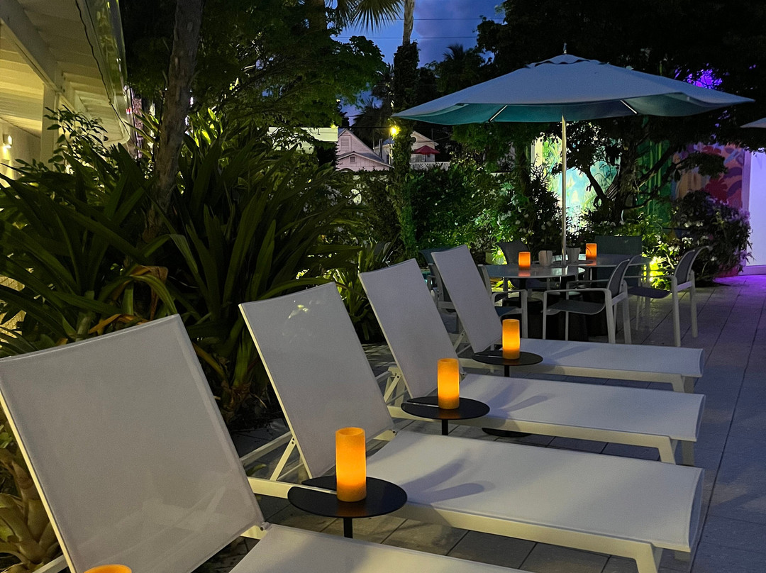 兰花基旅馆主图