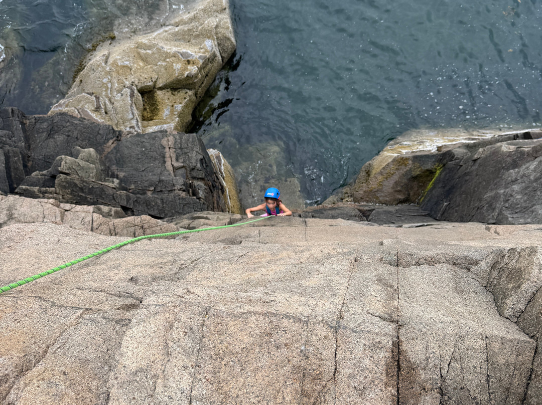 Equinox Guiding Service-卡姆登必去景点