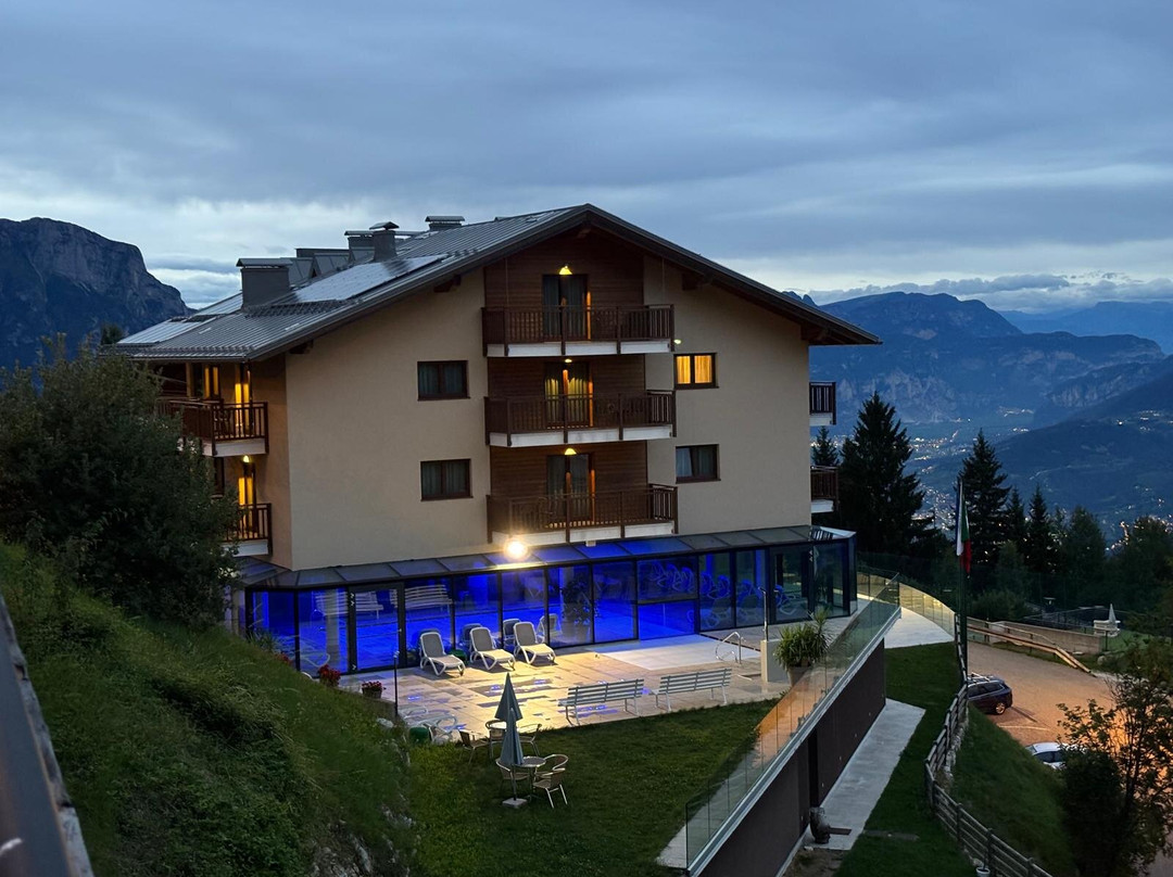 Hotel Monte Bondone主图