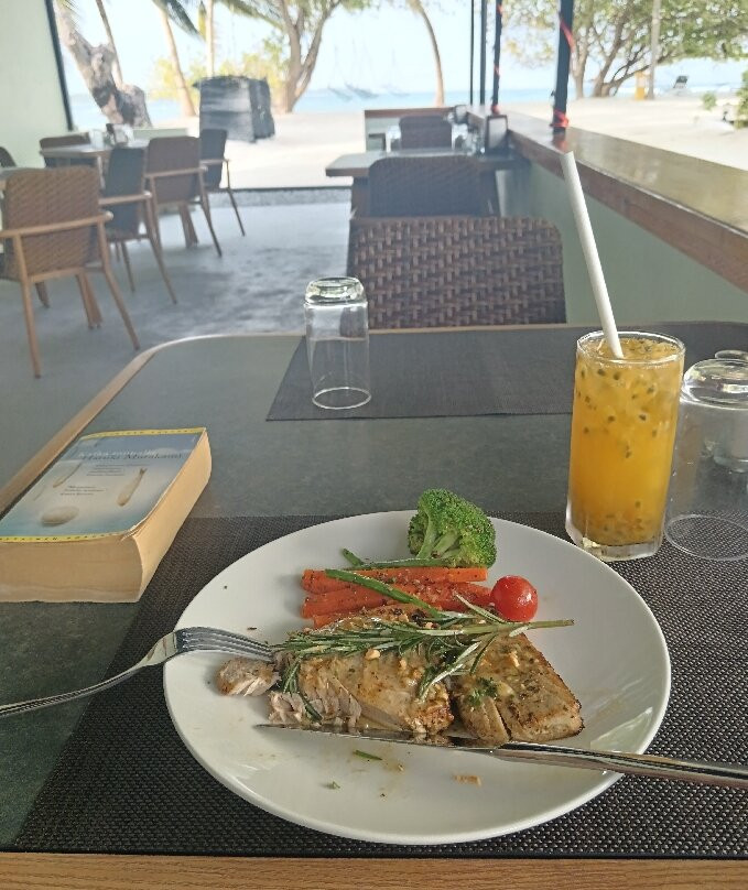 Bay Bistro - Ala' Carte Cafe