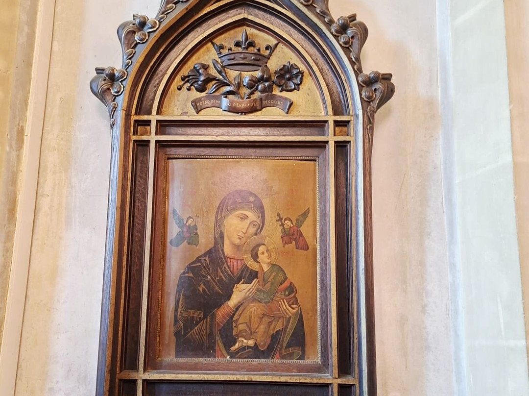 Église Saint-michel-卡布尔必去景点