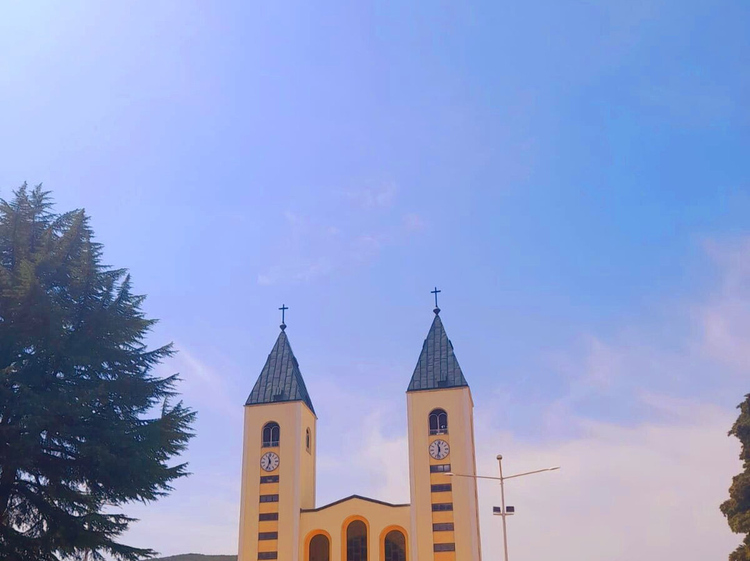 St. James' Parish Church-莫主格耶必去景点