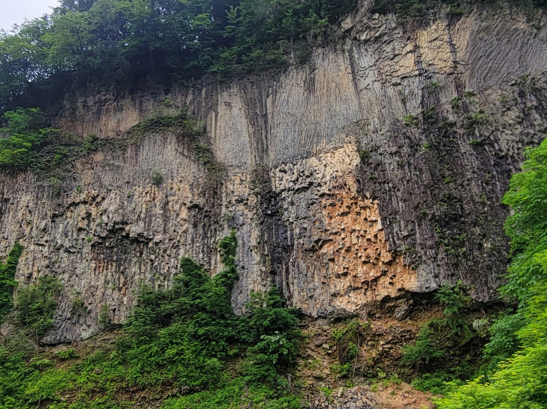 Gandate Canyon-下吕市必去景点