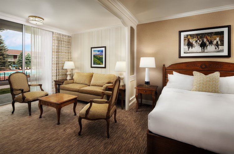 小美切尼酒店-客卧