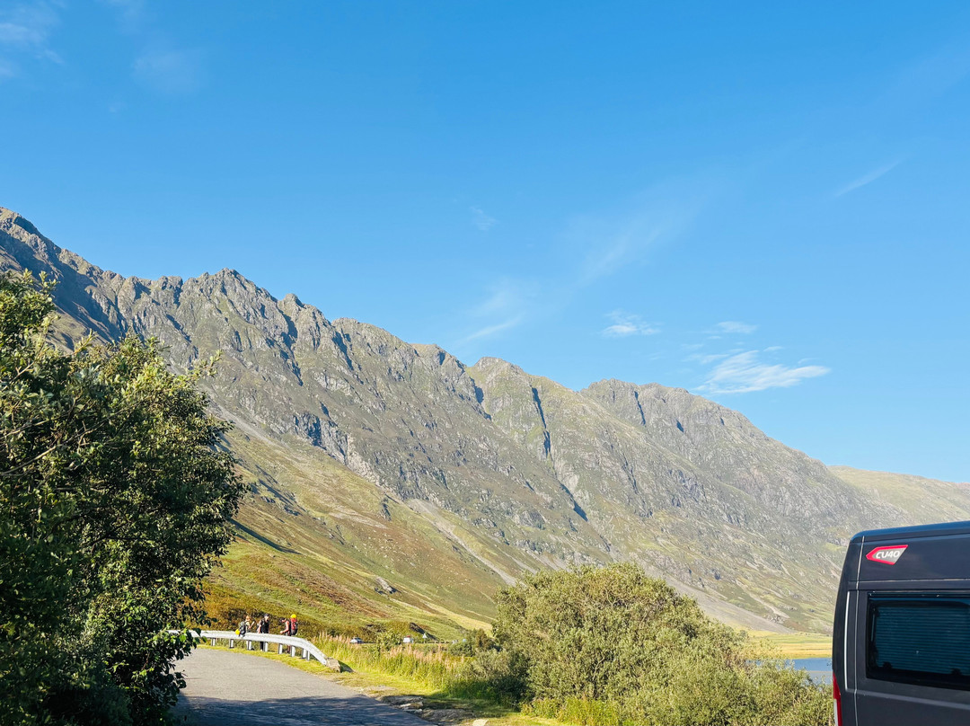 Girls on Hills-Glencoe Village必去景点
