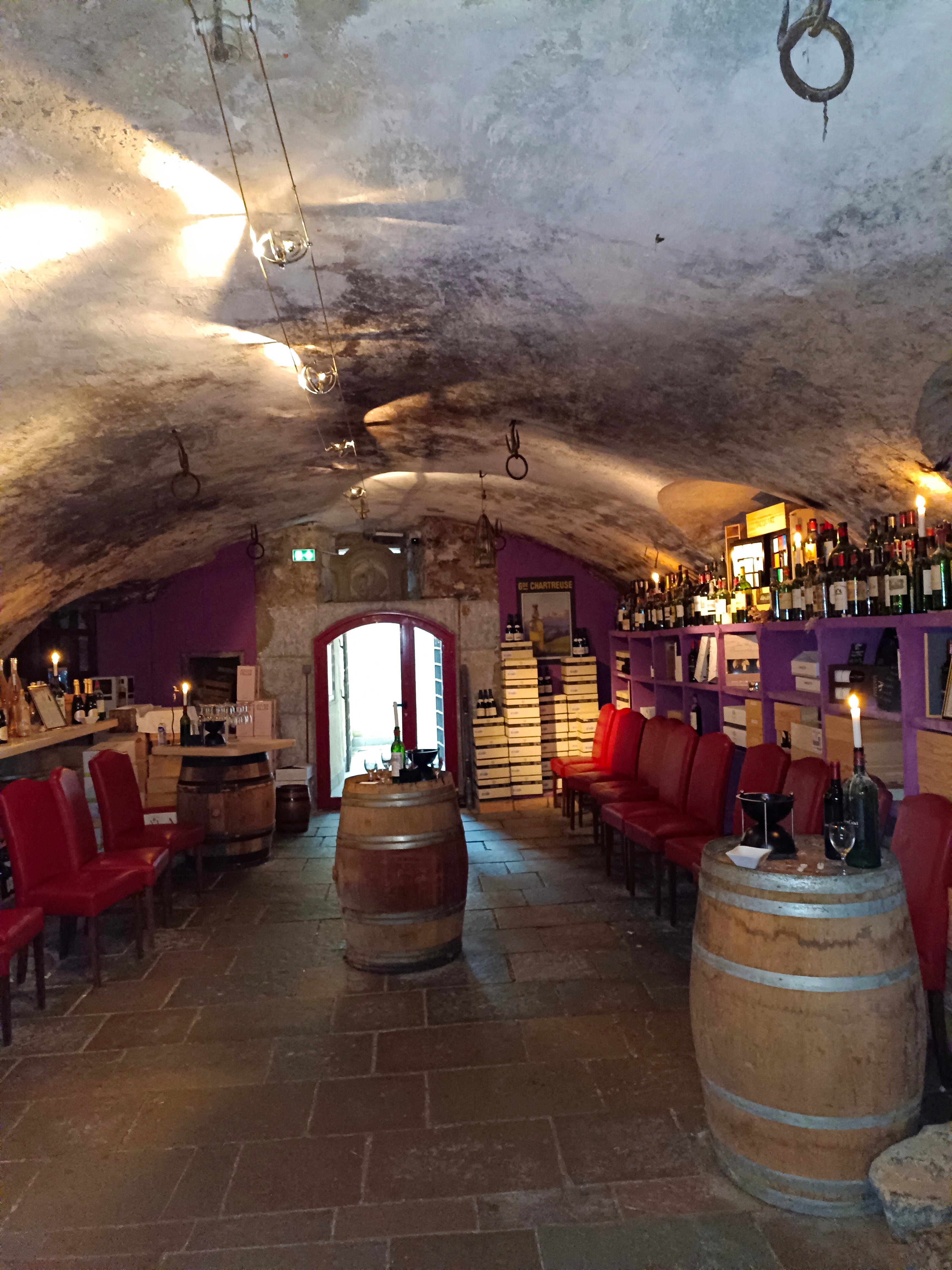 Chateau des Comtes de Challes-官方