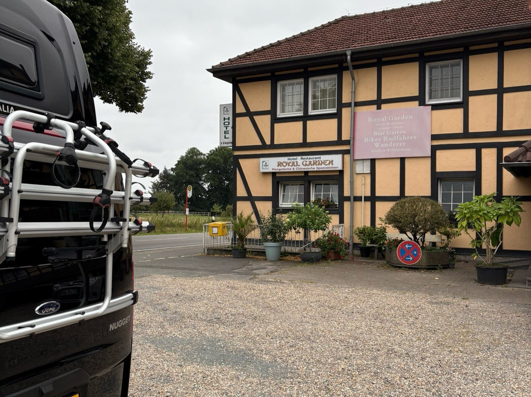 皇家花园酒店主图