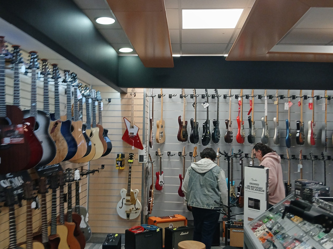 Betbeder Musique-Bayonne必去景点